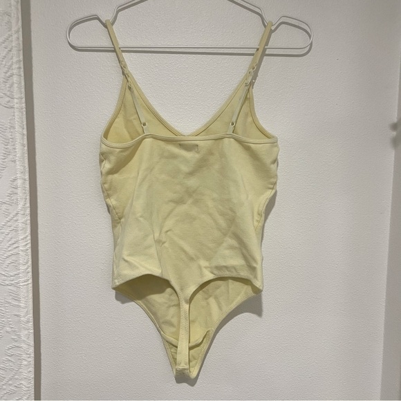 Aritzia Sunday Best Yellow Bodysuit - Picture 2 of 6